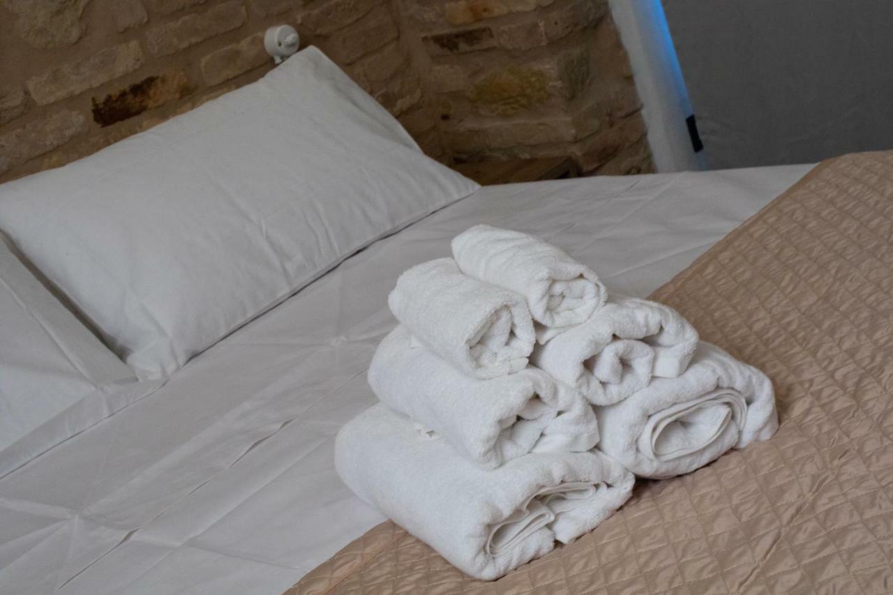 Al 54 Accommodation Сан-Бенедетто-дель-Тронто Екстер'єр фото