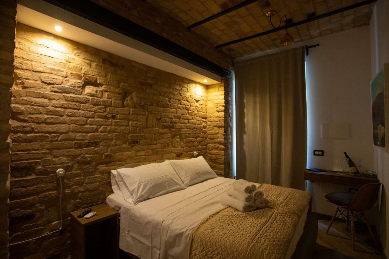 Al 54 Accommodation Сан-Бенедетто-дель-Тронто Екстер'єр фото