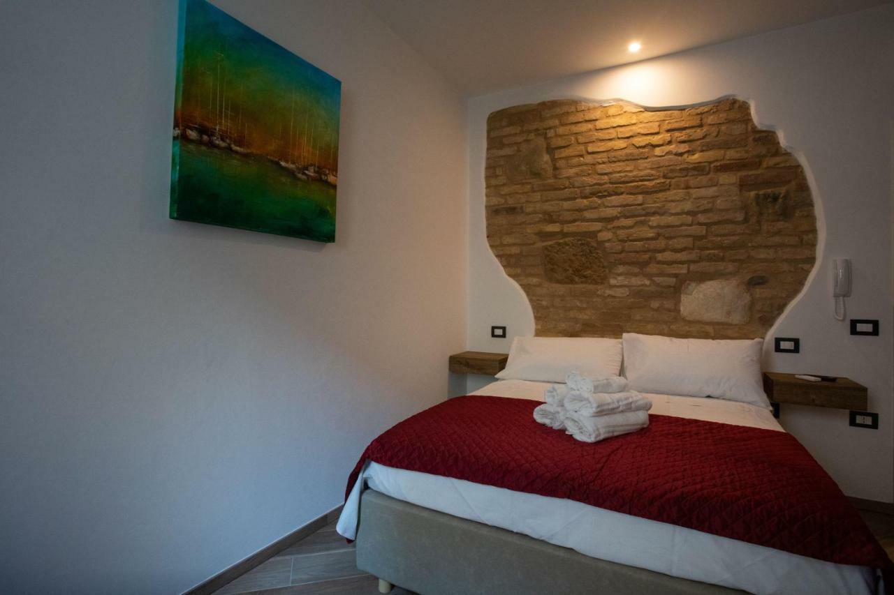 Al 54 Accommodation Сан-Бенедетто-дель-Тронто Екстер'єр фото